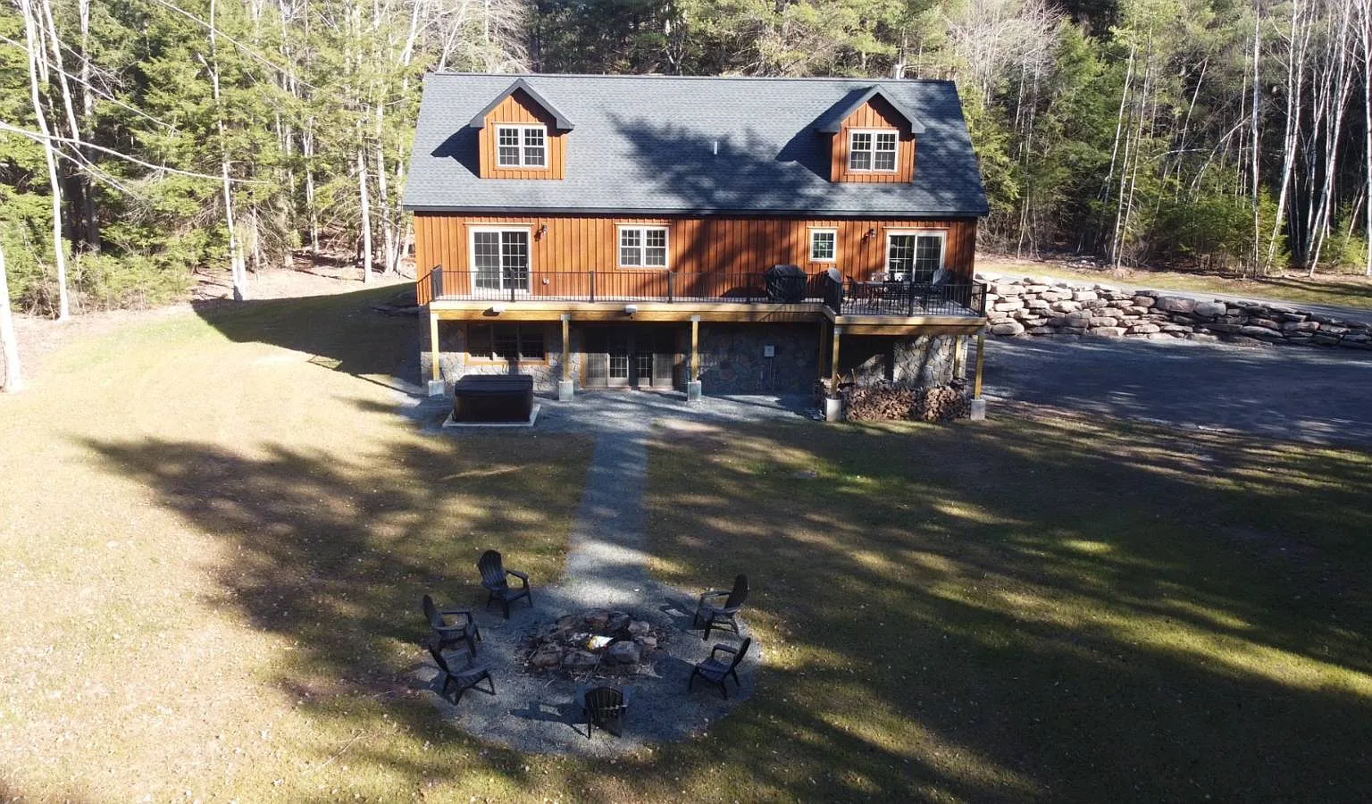4 bed, 3.0 bath, $8,250 — Photo 1