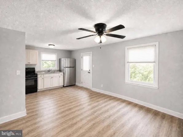 4601 Strauss Ave APT 2, Indian Head, MD 20640