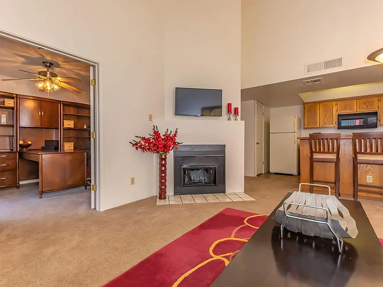 Rio Cancion Apartments — Photo 72