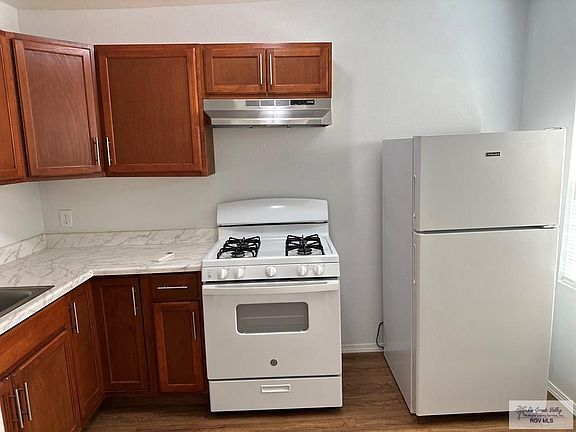 5th image of 817 E Monroe Ave #1-2