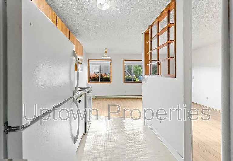 1508 SW Dewitt St #7 — Photo 14