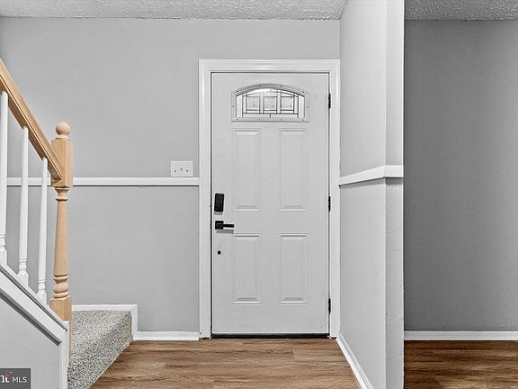 4th image of 2613 Thornberry Dr