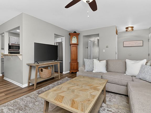 5th image of 7040 Remington Ct APT 101