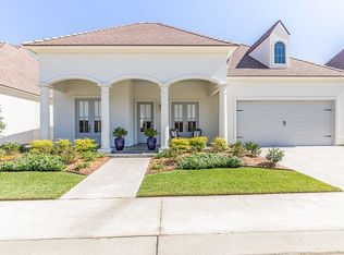111 Drifting Sands Ln, Lafayette, LA 70508