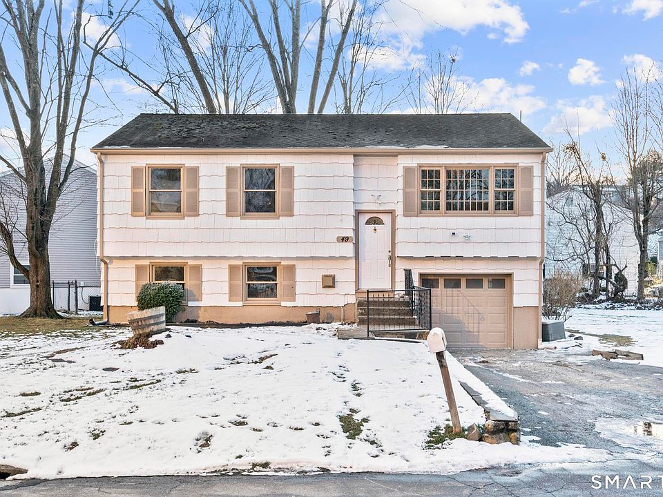 1st image of 49 Sleepy Hollow Drive
