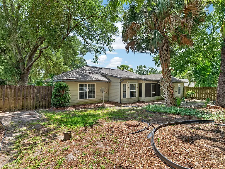 8038 SW 67th Rd — Photo 53