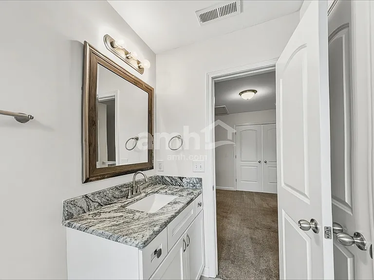 4983 Old Towne Village Cir — Photo 14