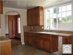 5th image of 408 S Rodilee Ave