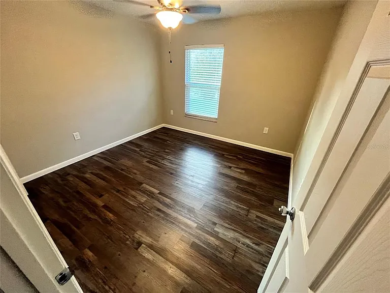 601 Andys Ct — Photo 8