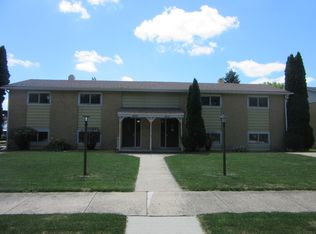 1829-1831 Root St, Crest Hill, IL 60403