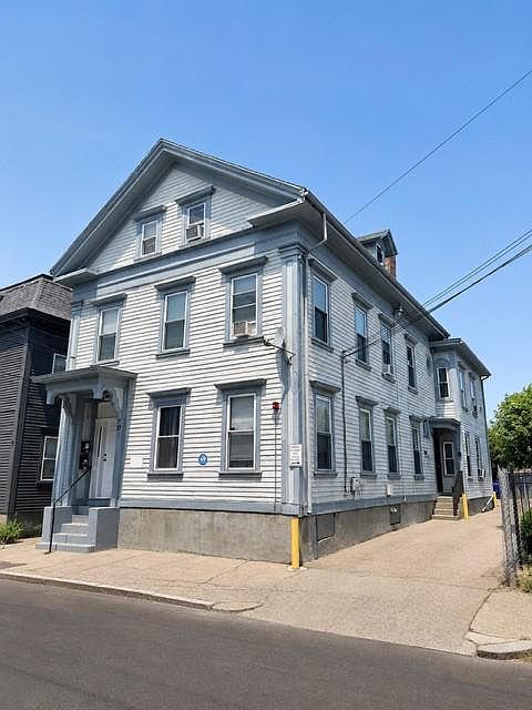 1st image of 17 Cromwell St