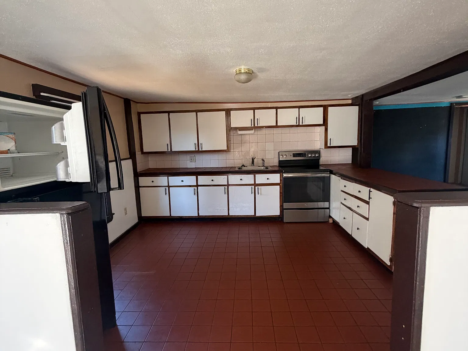 2 bed, $1,200 — Photo 4