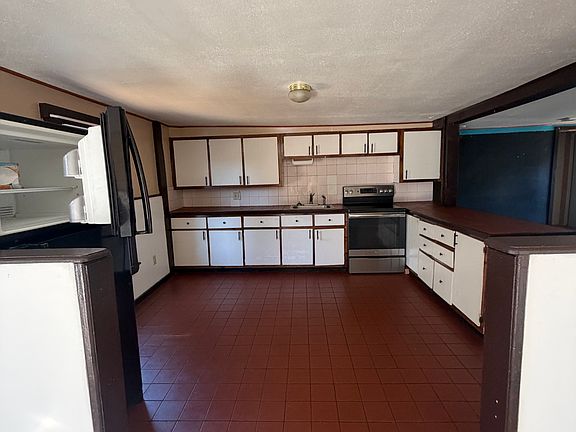 4th image of 25 Denmark Rd APT 3