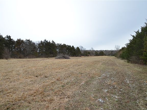 3rd image of 10051 N Campbell Rd #2