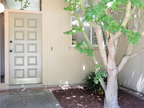 2nd image of 963 Oregon Ave