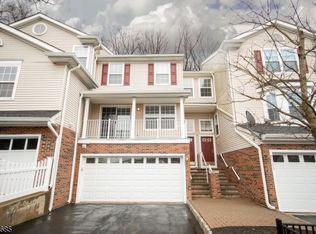 2902 Vantage Ct, Denville, NJ 07834