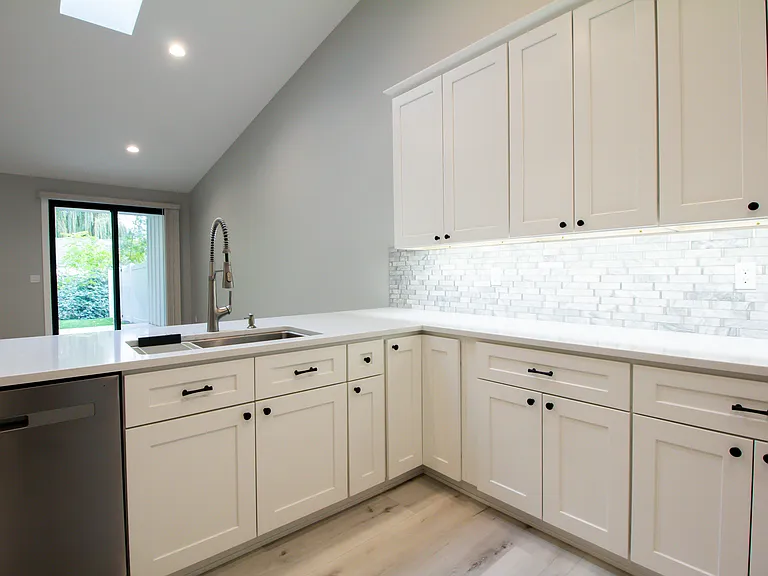 1037 SE Date Ave — Photo 21