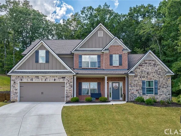 2509 Amur Court, Loganville, GA 30052