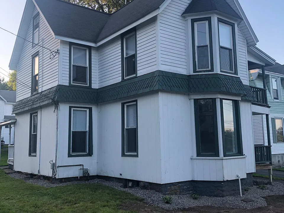 66 Clinton St #2