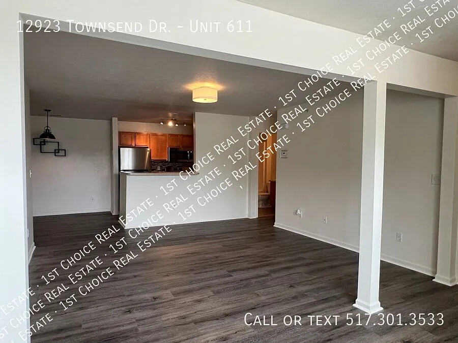 Building Photo - 12923 Townsend Dr #611
