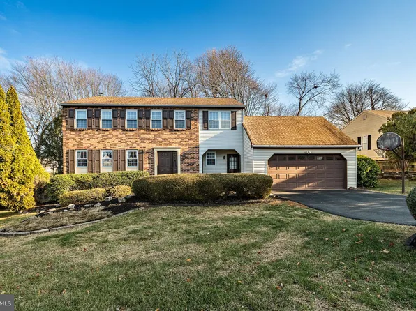 2121 Barnwood Cir, Norristown, PA 19403