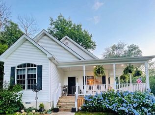 13217 John Marshall Hwy, Linden, VA 22642
