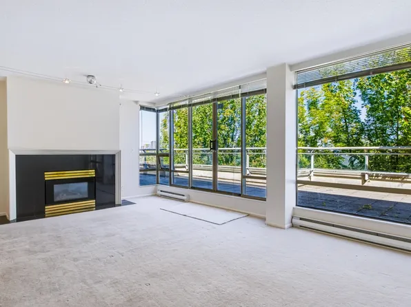 2438 Heather St #Penthouse 1, Vancouver, BC V5Z 3H9