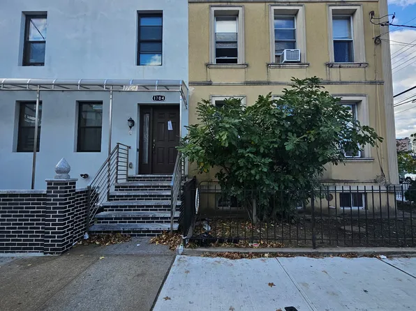 44 Quentin Road image 1 of 19