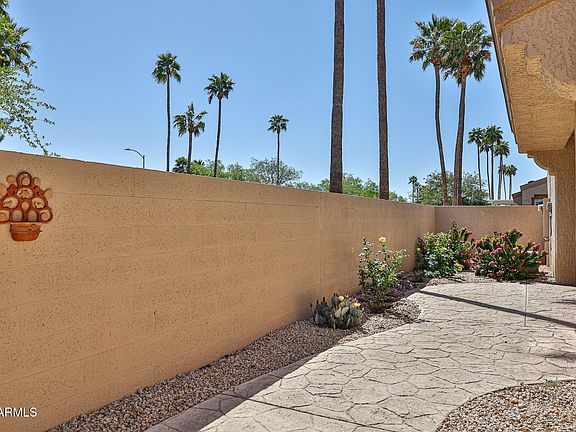 4th image of 18256 N 136TH Avenue