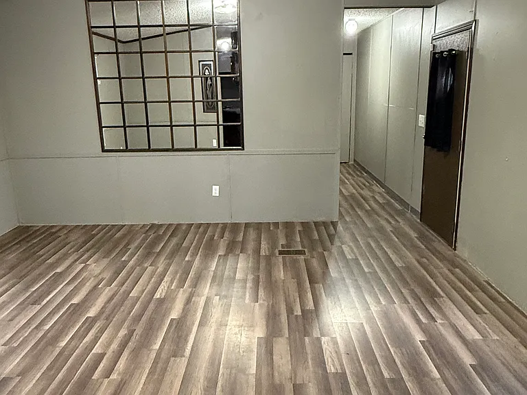 9801 Elderberry Trl — Photo 17