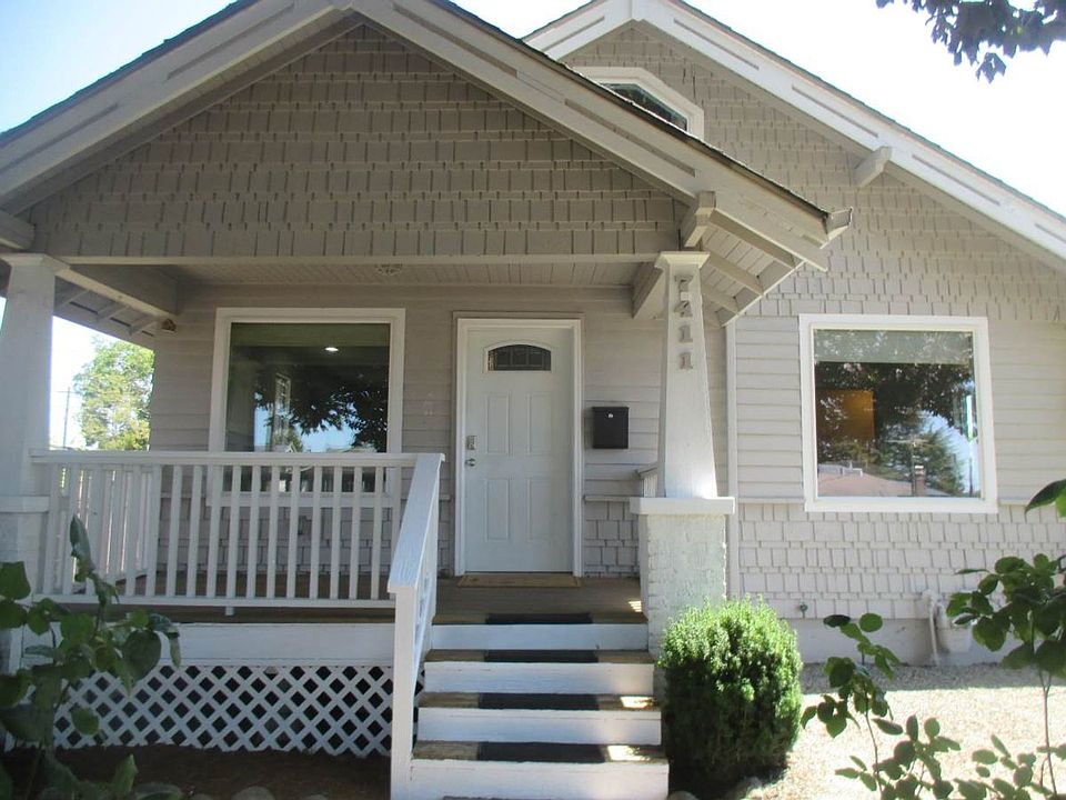 1st image of 7411 S Park Ave