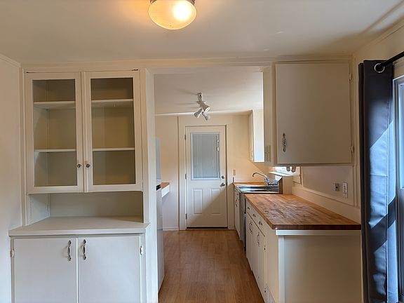 kitchen, dining -storage