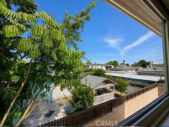 2nd image of 1372 W 36th St APT 4