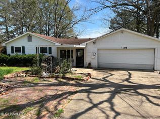 109 Evans Dr, Jackson, MS 39272