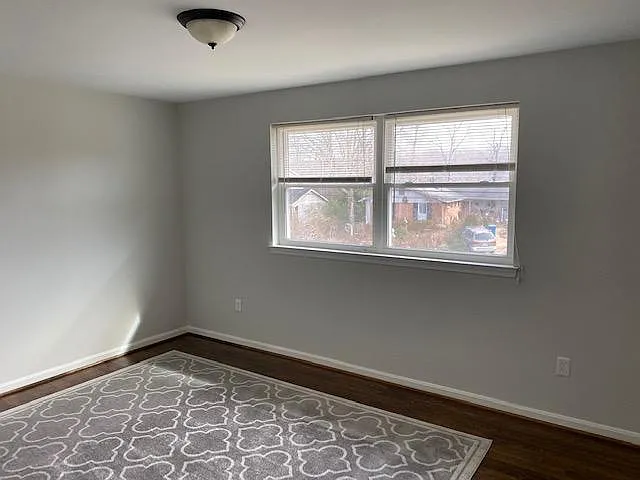 5520 Southampton Dr — Photo 11