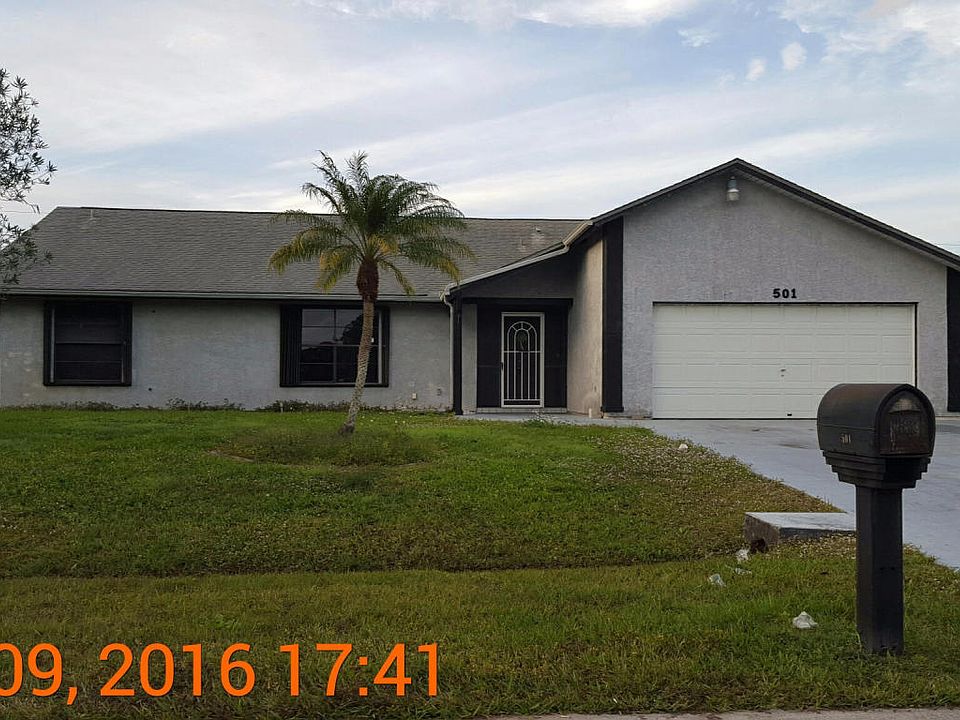 Home For Sale In Port saint lucie