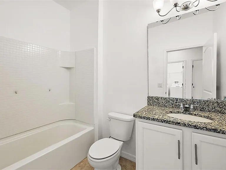 16459 Centipede St — Photo 30