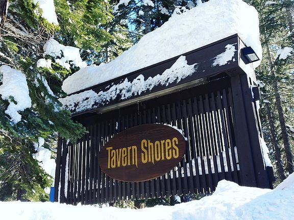 Tavern Shores Entrance