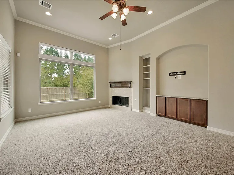 78 Hearthshire Cir — Photo 6
