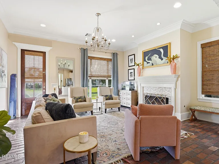406 Harbor Bend Blvd — Photo 13
