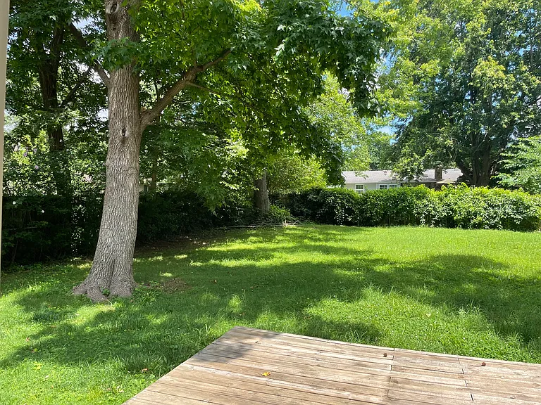 2424 S Dollison Ave — Photo 16
