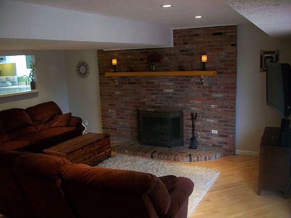 4th image of 1329 Poplar Hill Dr