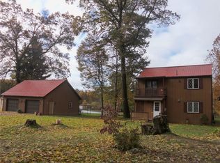 9021 Lake Ln, Meadville, PA 16335