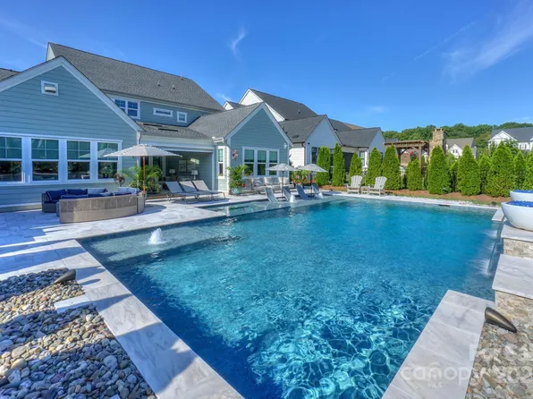 13519 Huntson Park Ln, Huntersville, NC 28078