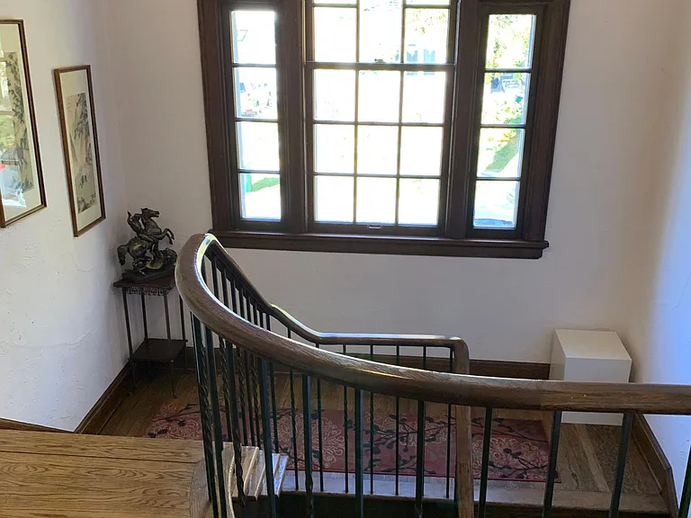 Entry Staircase