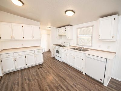 2545 S East Ave #I-13, Lancaster, CA, 93535