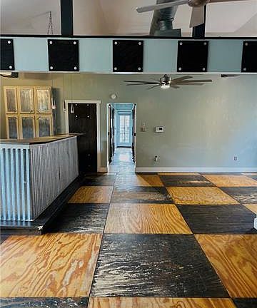 4th image of 6864 Louisville St