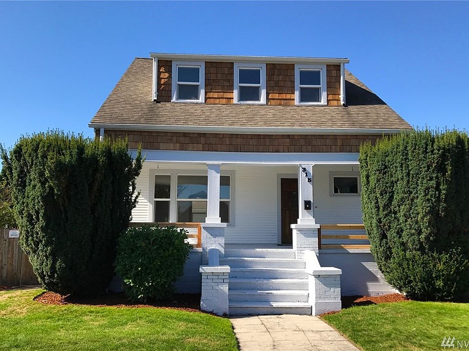1st image of 315 B St NE