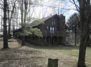 712 Sugar Hollow Rd, Pigeon Forge, TN 37863