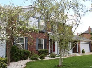 2934 Royal Seasons Dr, Saint Louis, MO